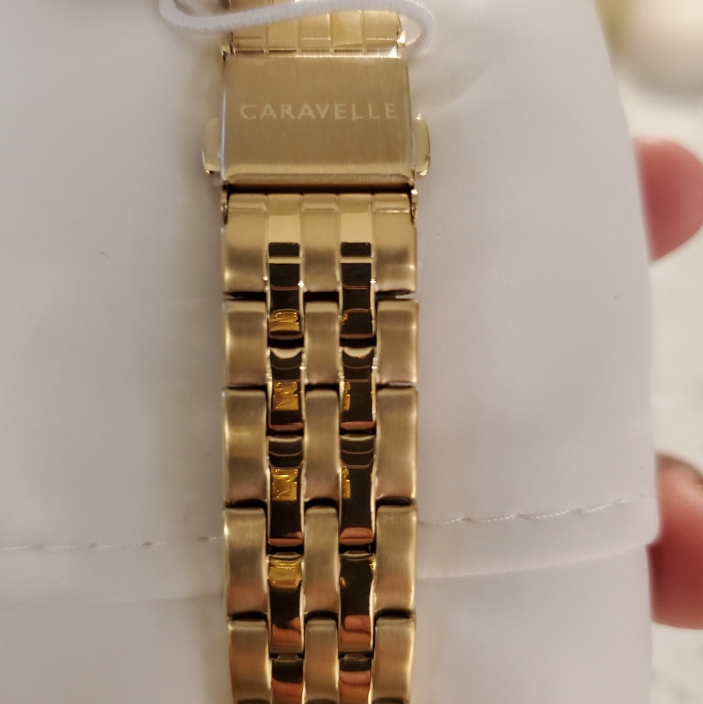 CARAVELLE BY BULOVA RETRO GOLD DIAMOND WATCH - Picture 7 of 10
